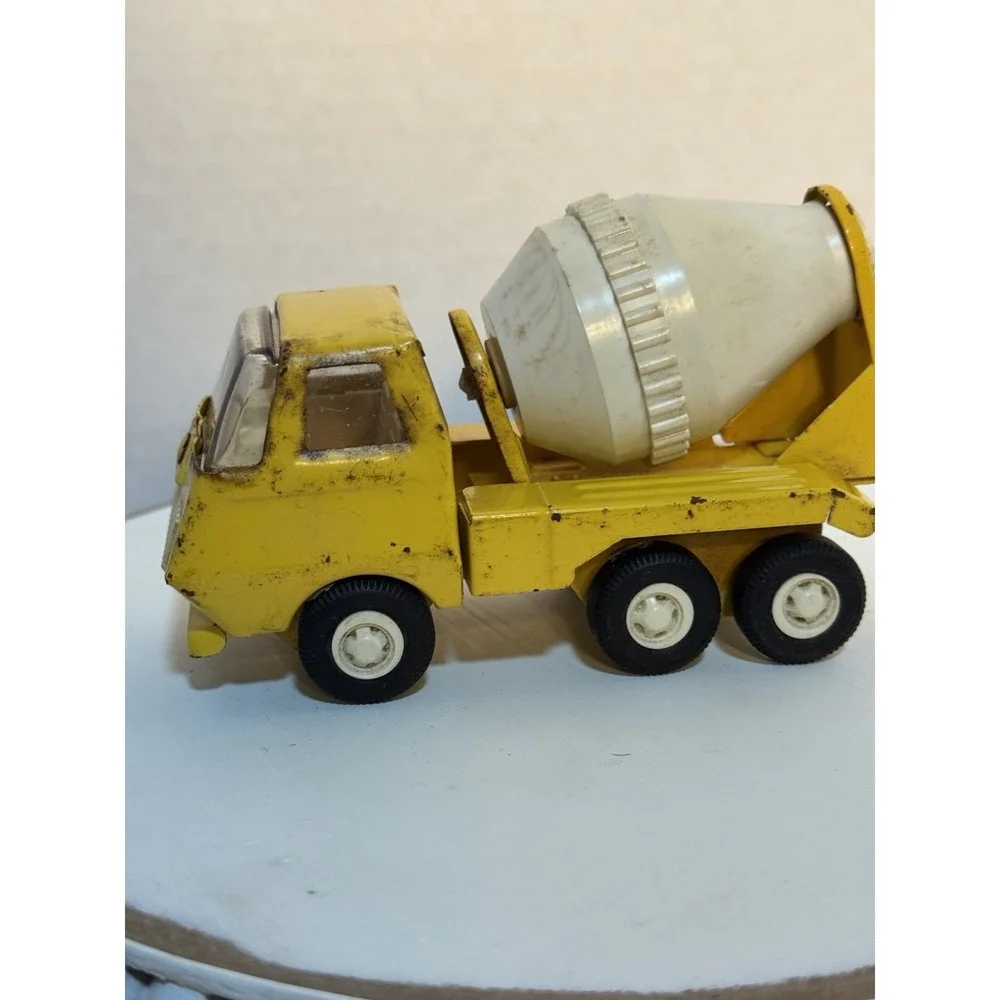 Tonka vintage construction